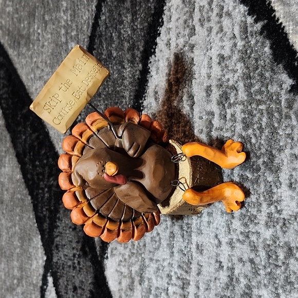 THANKSGIVING TURKEY FIGURINE "SKIP THE MAIN COURSE EAT DESSERT" MOVEABLE LEGS - Picture 1 of 13